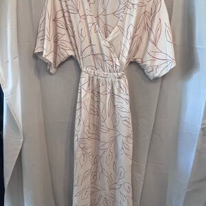 Lush Pink Midi Sundress with Dolman Sleeves